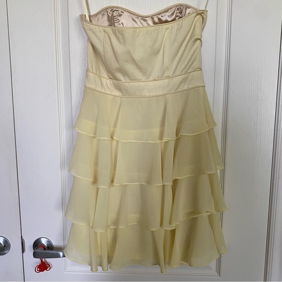 French Connection Strapless Yellow Tiered Dress Size 6 - Picture 6 of 9